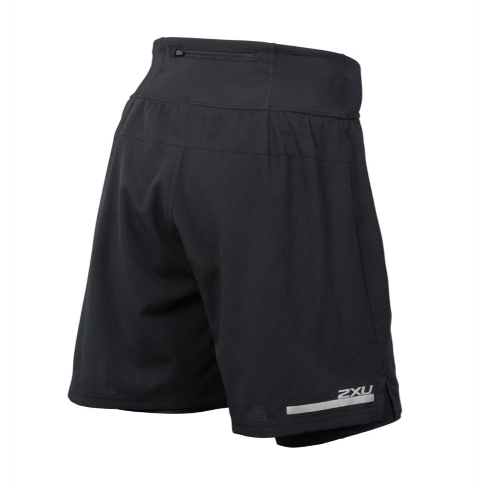 2xu-mens-2in1-short-MA4884B-blk-silver-back