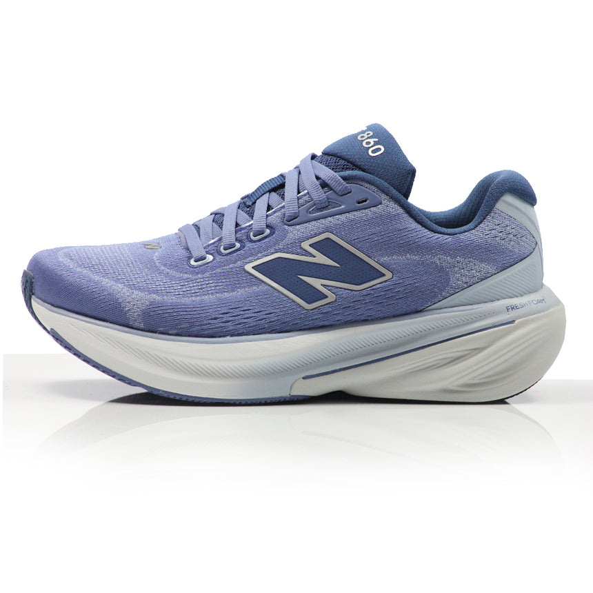 New Balance Womens 860 Running Shoe Side