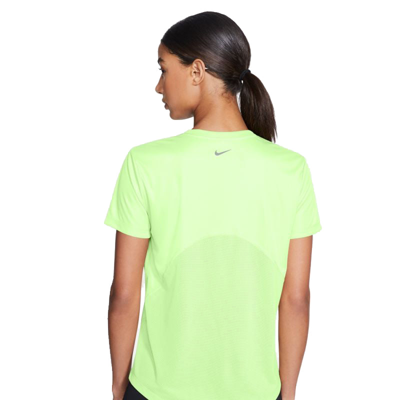 Nike-Womens-Miler-SS-AJ8121-701-back-model