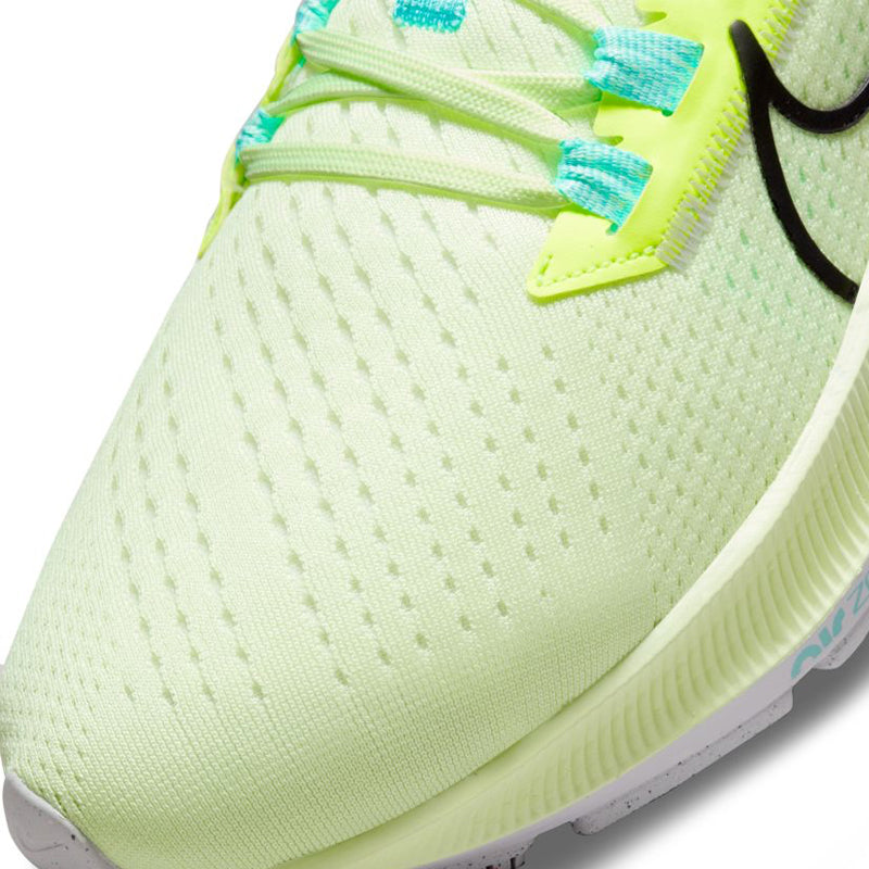 Nike-Womens-Pegasus-38-CW7358-700-detail