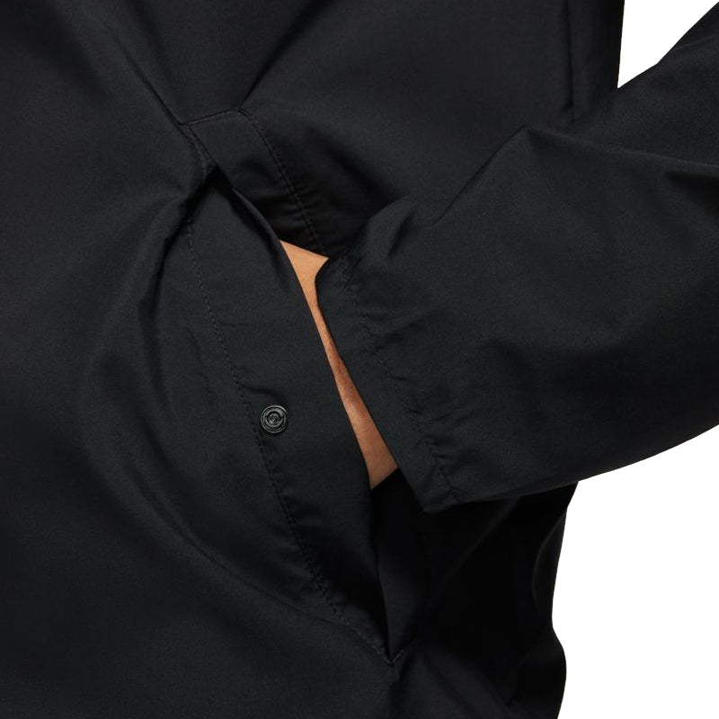 Nike-mens-ESS-WR-GX-Running-JKT-DA0190-010-pocket-model