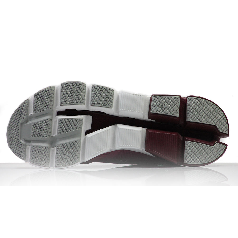 On-Running-Womens-Cloudflyer-21.99625-sole