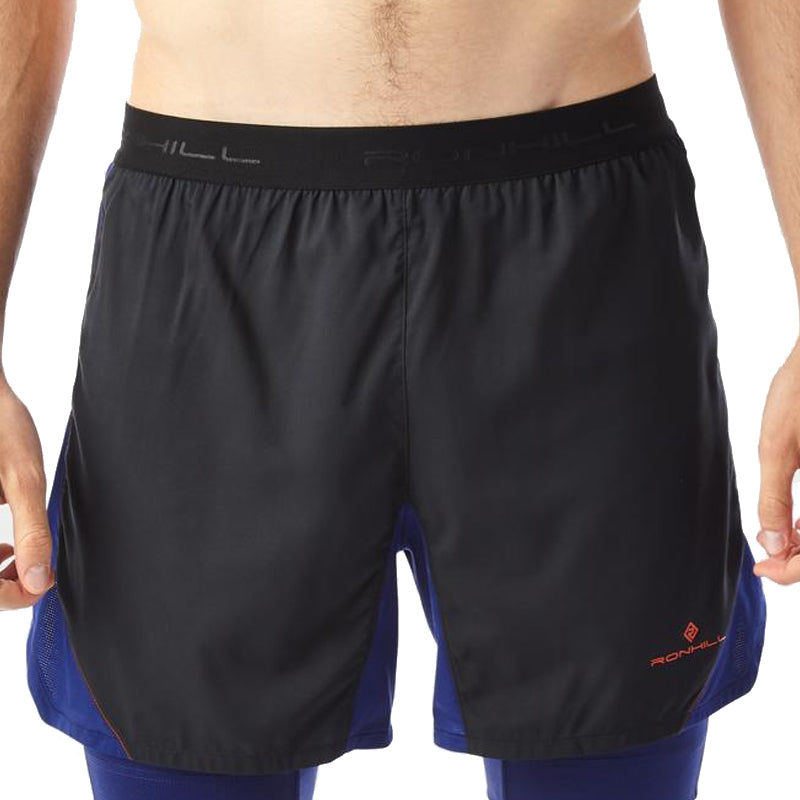 Ronhill-Mens-Stride-Twin-Revive-short-RH-004741-162-model