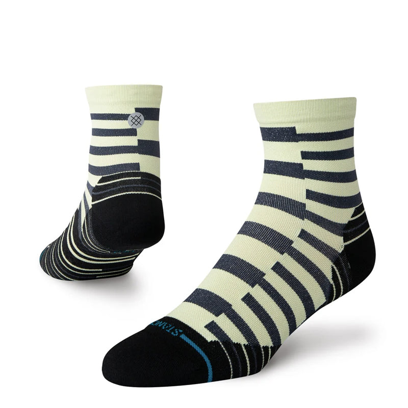Stance Staggered Ultra Light Unisex Quarter Running Sock - Black