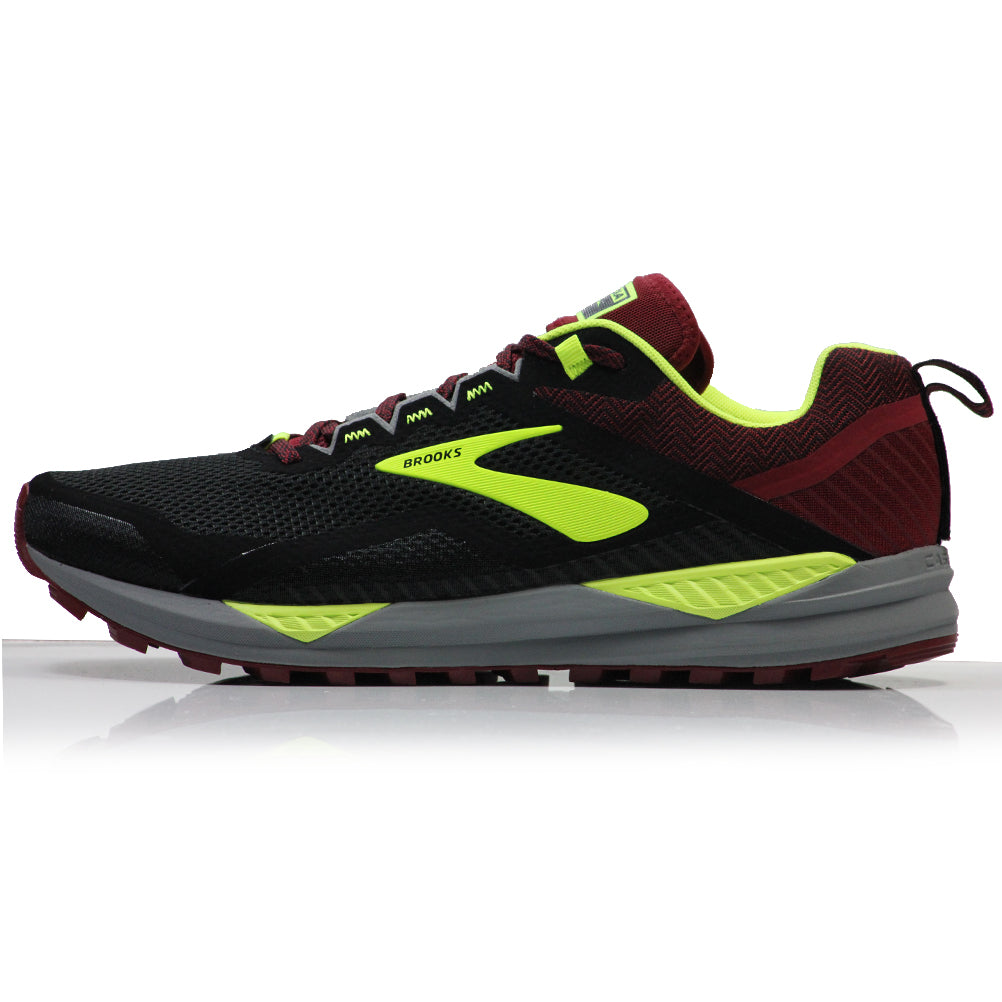 brooks-mens-cascadia-side