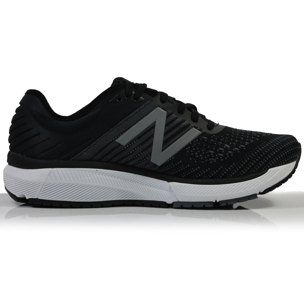 new-balance-womens-860-bw-back