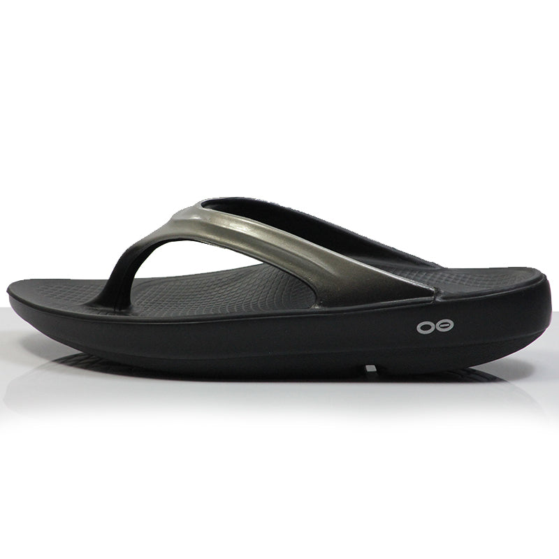 oofos-oolala-flip-latte-side