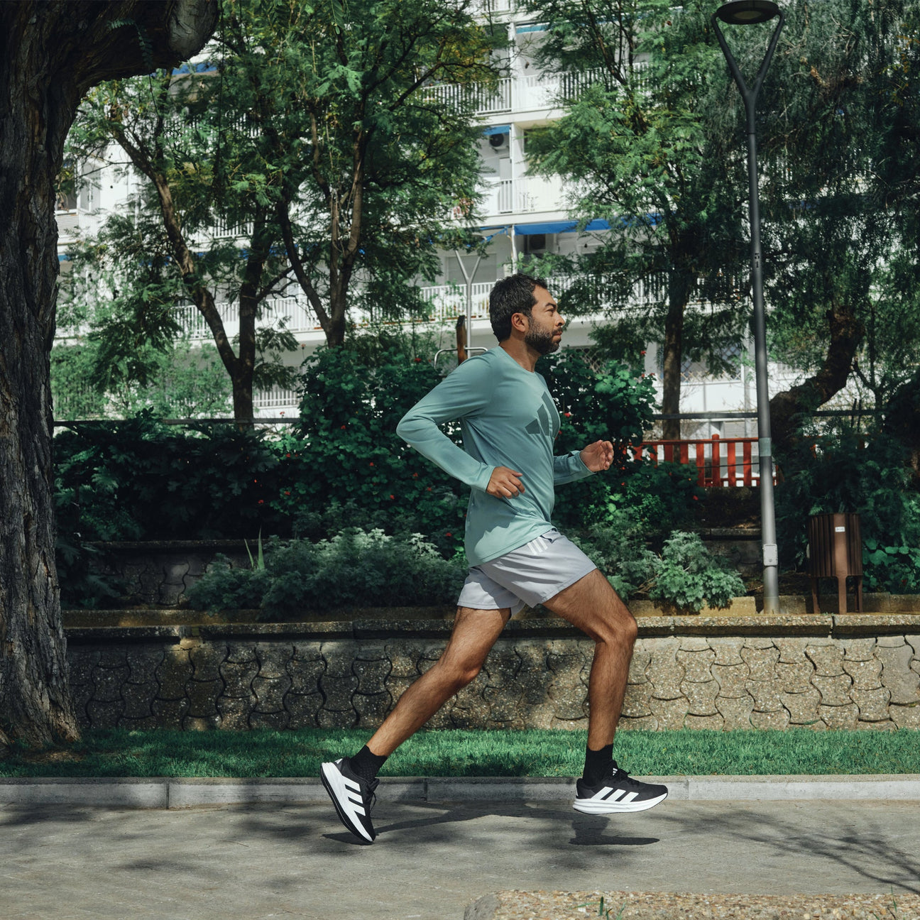 Men's Running Shoes