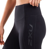 2xu-womens-Aero-Vent--Mid_Rise-Compression-Shorts-WA612B-waist-band