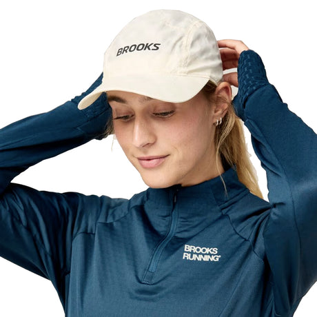 Brooks Journey Reflective Hat 269 Front 1