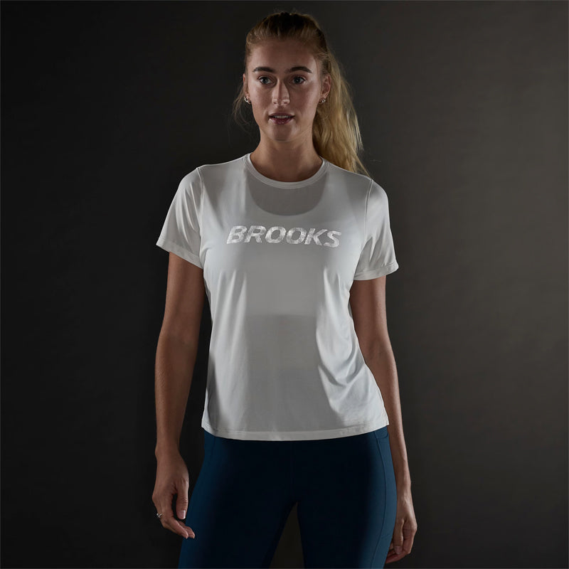 Brooks Dash Reflective Women's Running Short Sleeve Tee - Bone/Reflective