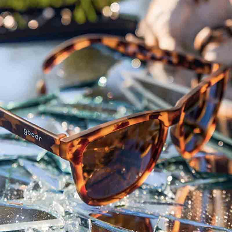 Goodr Bosleys Basset Hound Dreams Sunglasses - Tortoiseshell
