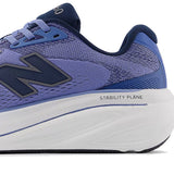 New Balance Mens 860 Running Shoe  Detail