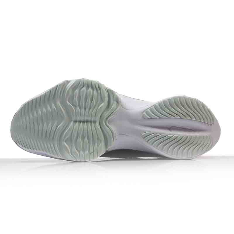 Nike-Mens-Tempo-Next-%-006-Sole