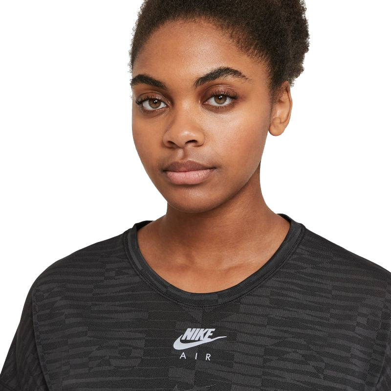Nike-Womens-AIR-SS-CZ9154-010-model