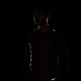 Nike-mens-aeroloft-running-vest-CU7797-624-flash