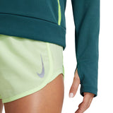 Nike-womens-icon-clash-ls-mid-DB4628-363-sleeve