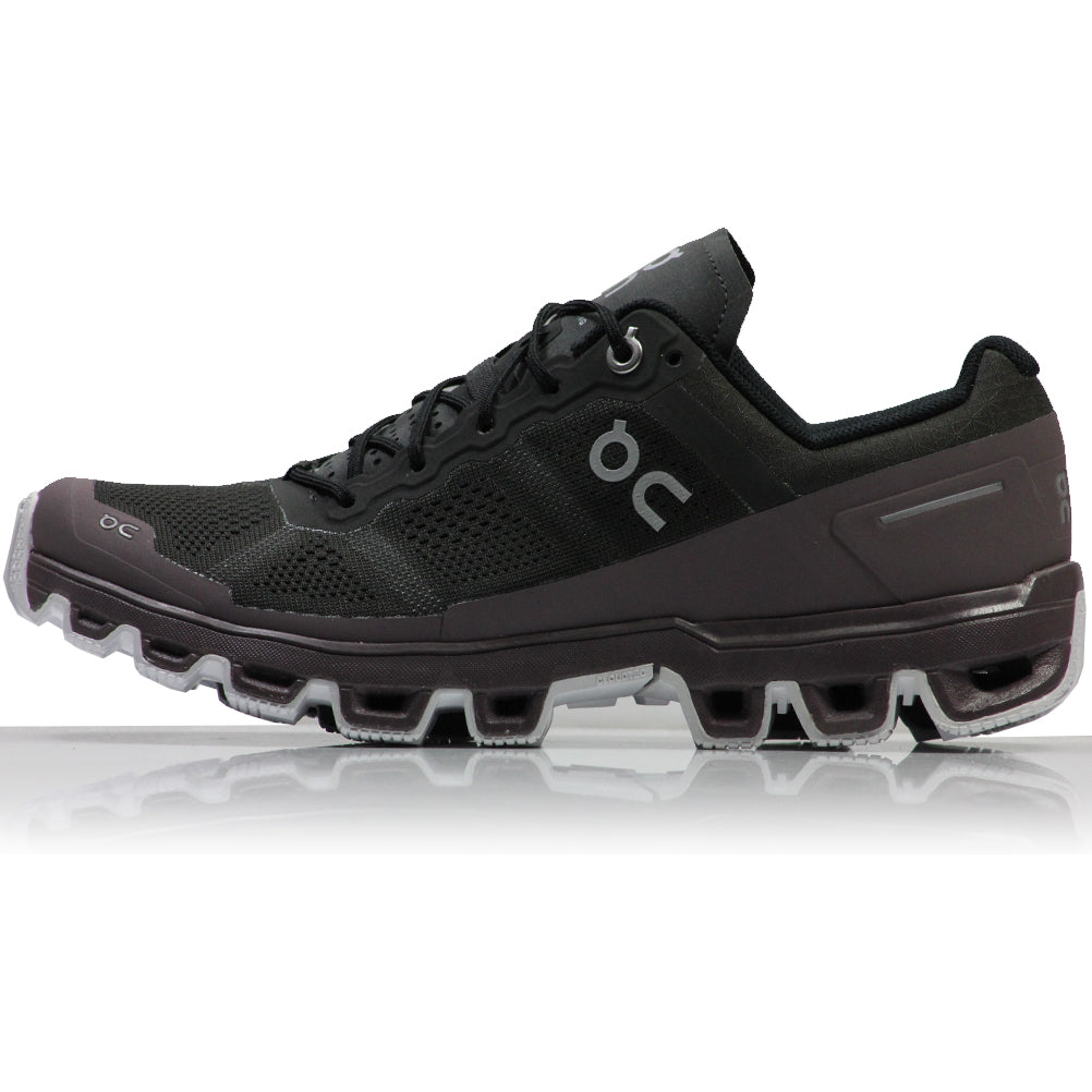 On-Running-mens-cloudventure-762-side