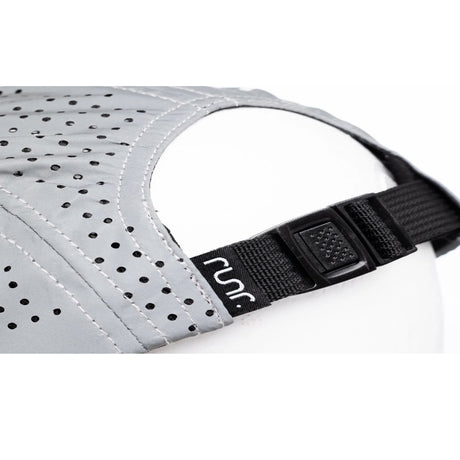 Runr Lumos Reflective Tech Cap Detail