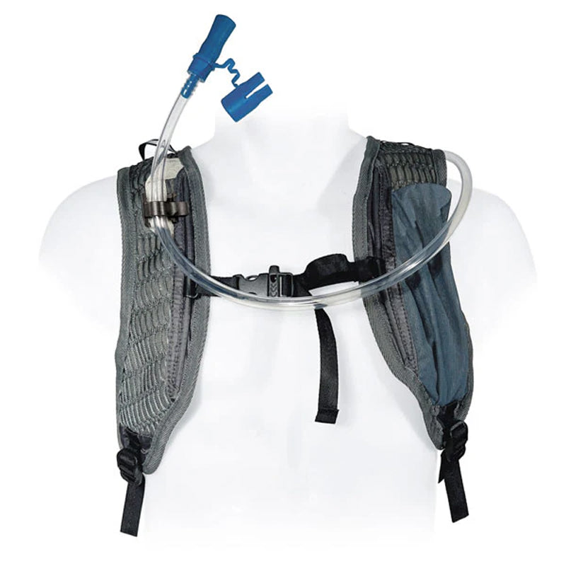 Ultimate Performance Sprint Race Vest 1.5L Hydration Pack - Black/Blue