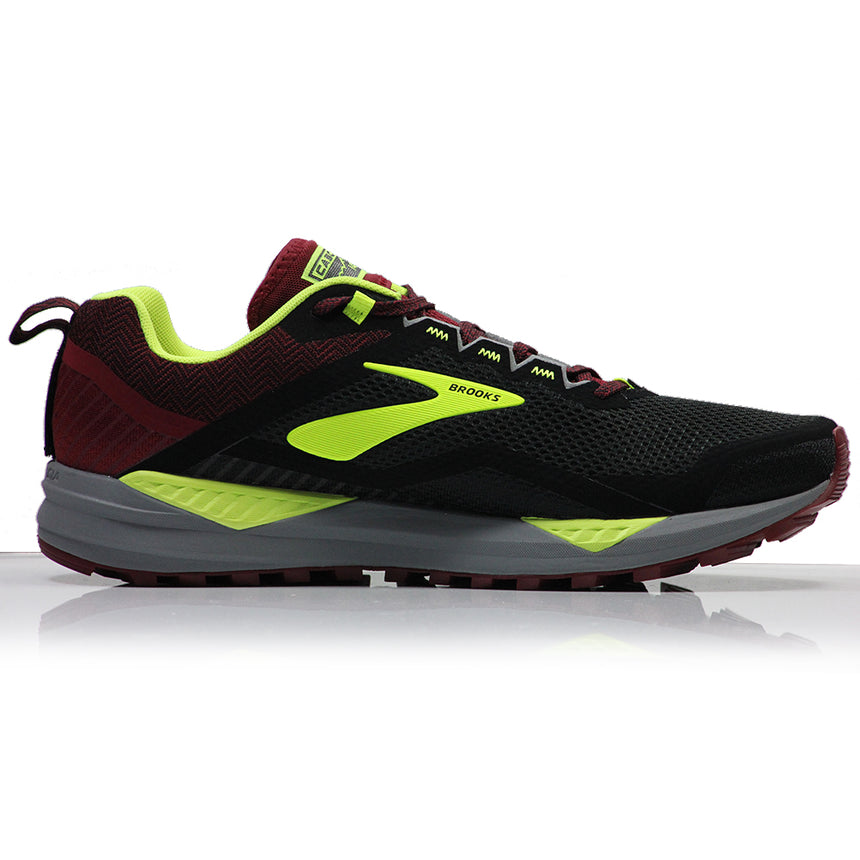 brooks-mens-cascadia-back