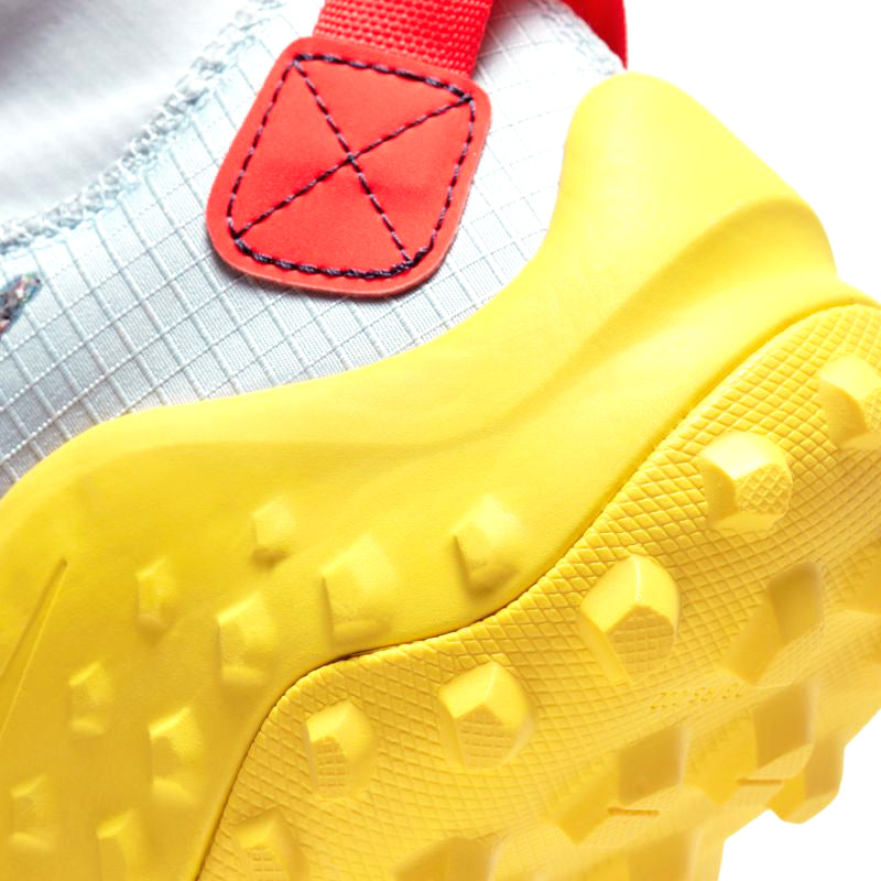 nike-Mens-Wildhorse-BV7106-400-close-up