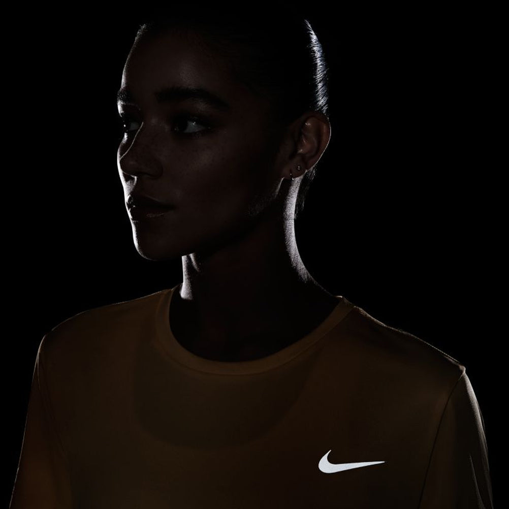 nike-womens-miler-ss-tee-AJ8121-795-front-flash