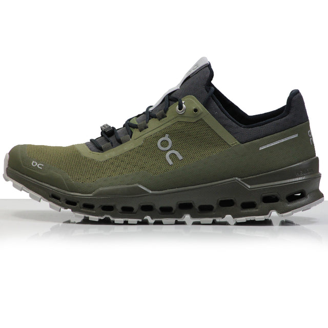 on-mens-cloudultra-541-side