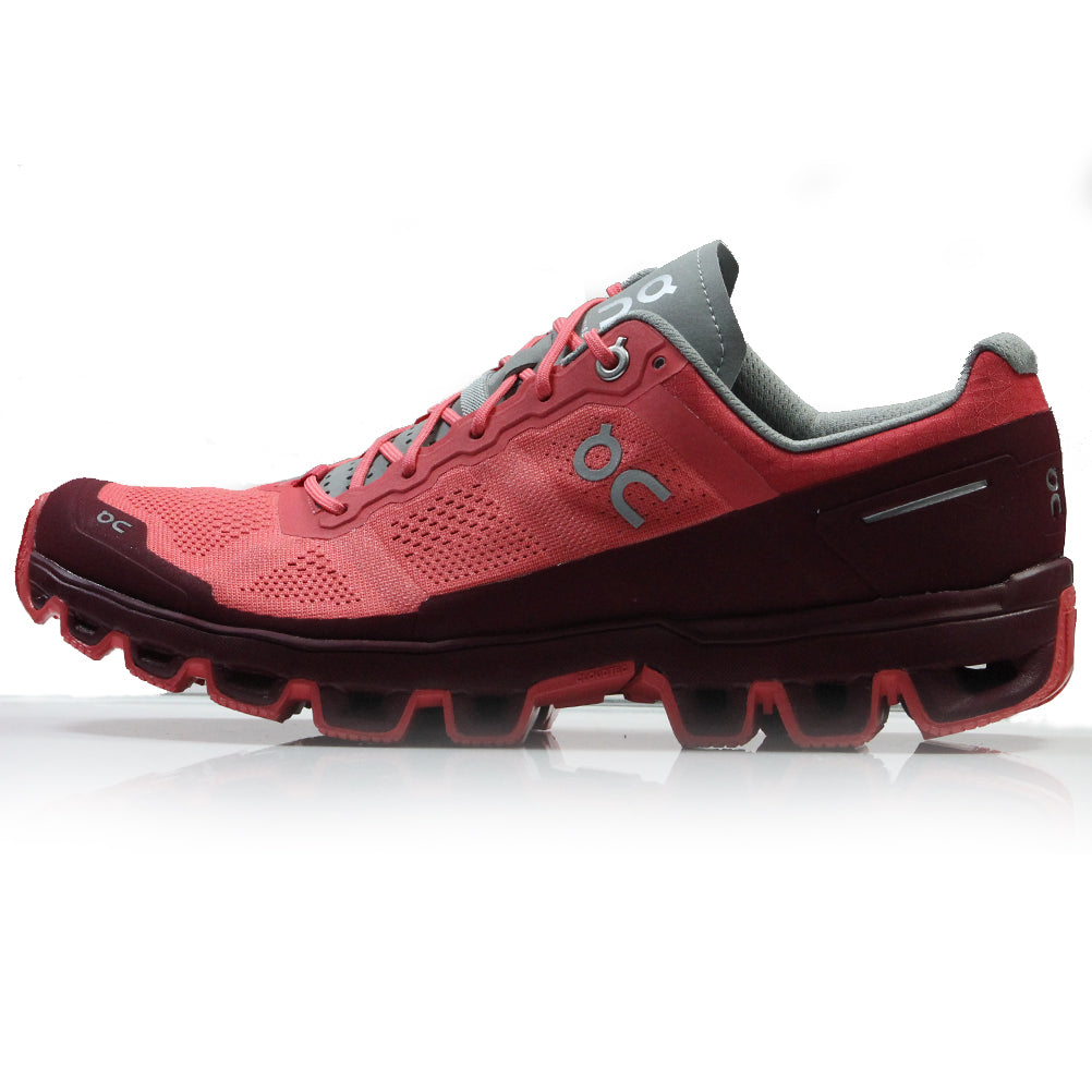 on-running-womens-cloudventure-952-side