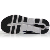 on-womens-cloudrunner-018-sole