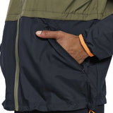saucony-mens-packaway-jacket-pocket