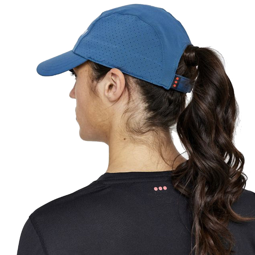 saucony-womens-outpace-hat-nightshade--back