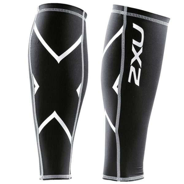 The 2XU PWX calf guard is a compression sleeve with PWX FLEX for optimal flexibility + movement, Moisture wicking and Flatlock seam contruction.