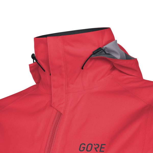 Gore Wear Gore-Tex Active Women's Hooded Running Jacket Close up of neck