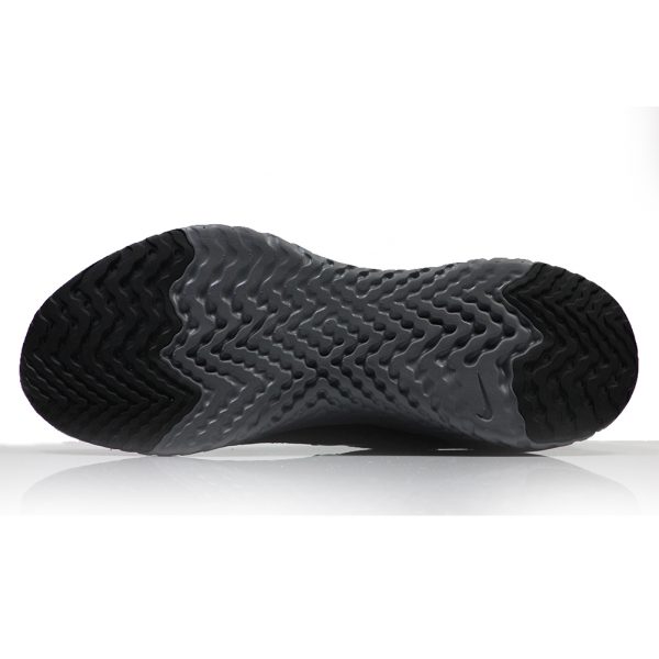 Nike Men's Epic React Flyknit 2 Running Shoe Sole View