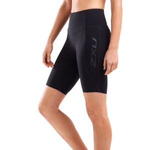 2XU Women's Aero Vent Mid-Rise Compression Shorts Front