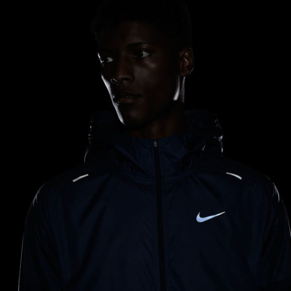 Nike Shieldrunner running jacket Flash