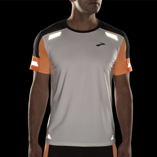 Brooks Run Visible 2.0 Short Sleeve Men's Running Tee - Ecru/Fluoro Flash/Black - Image 4