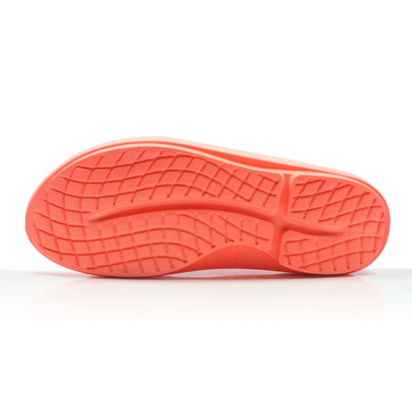 OOfos Women's OOahh Recovery Slide sun sole