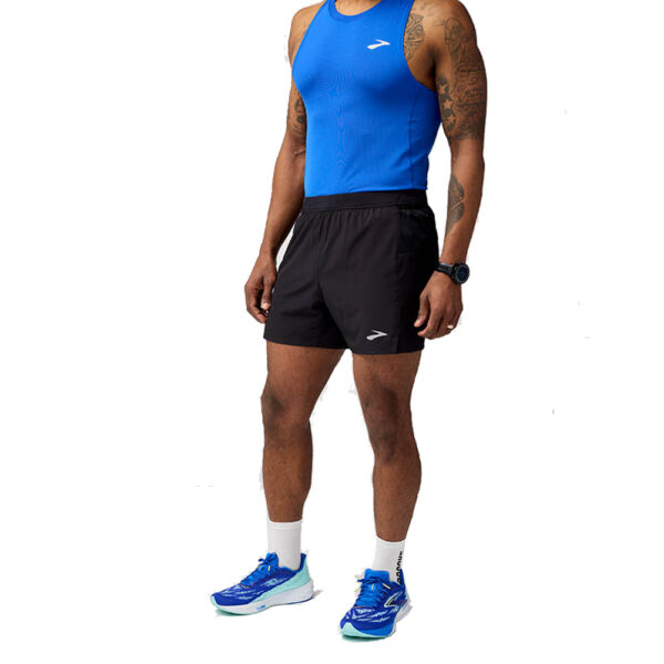 Brooks Journey 5 inch Men's Running Short - Black/Black - Image 2