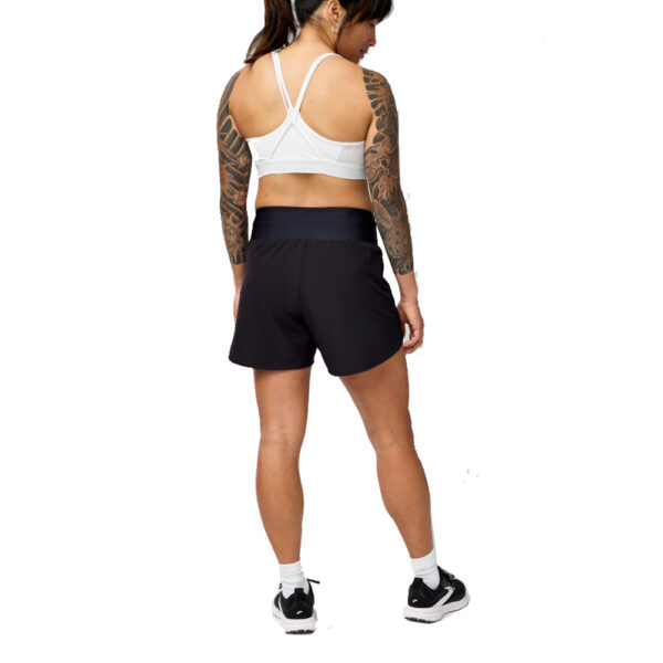 Brooks Chaser 5 inch Women's Running Short - Black - Image 3